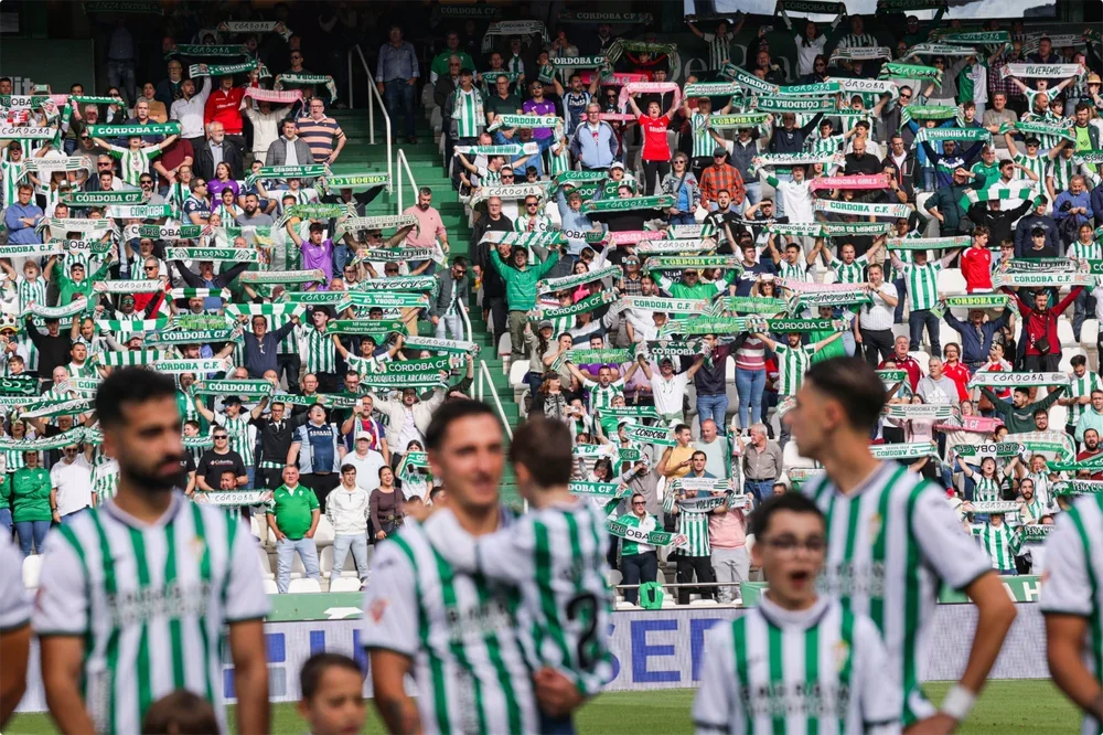 El estadio del Córdoba, vibrando.